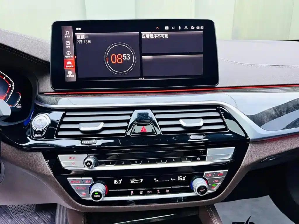 2022 BMW 5 Series Facelift 525Li M Sport Package — миниатюра 13