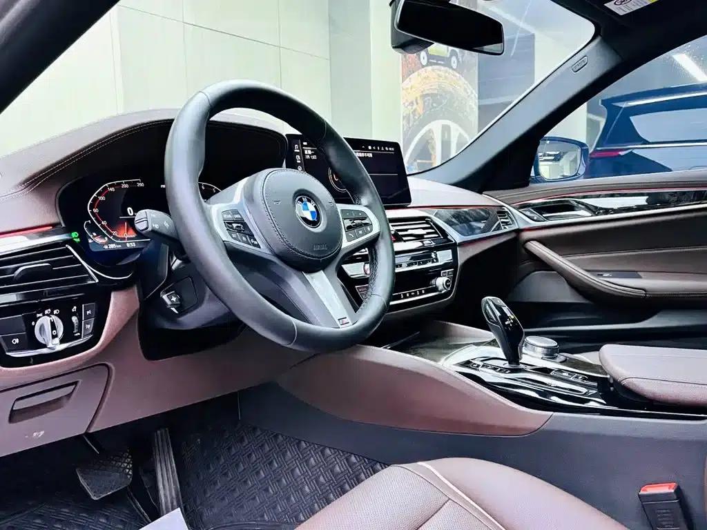 2022 BMW 5 Series Facelift 525Li M Sport Package — миниатюра 8