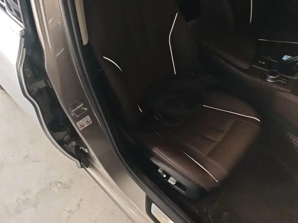 BMW 5 Series 2020 530Li Leading Luxury Package — миниатюра 25