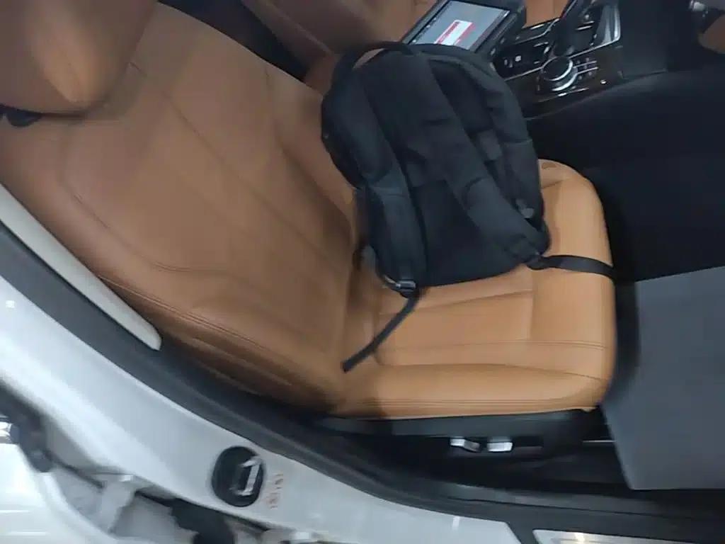 BMW 5 Series 2018 528Li Launch Special Edition — миниатюра 25