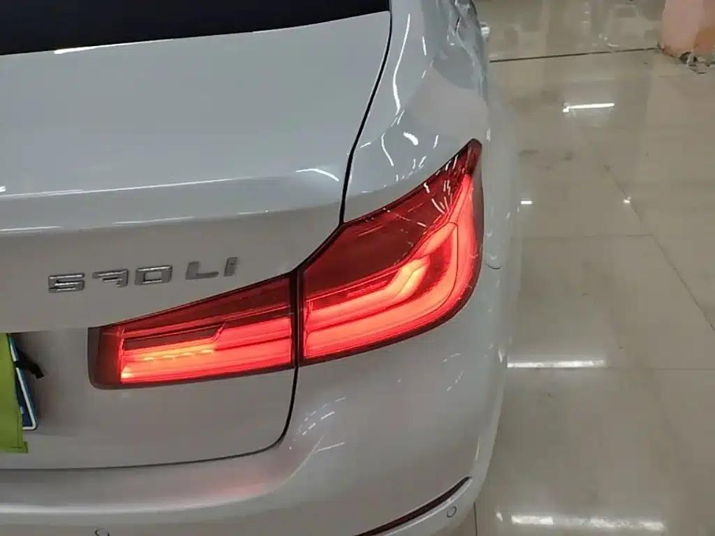 BMW 5 Series 2018 528Li Launch Special Edition — миниатюра 8