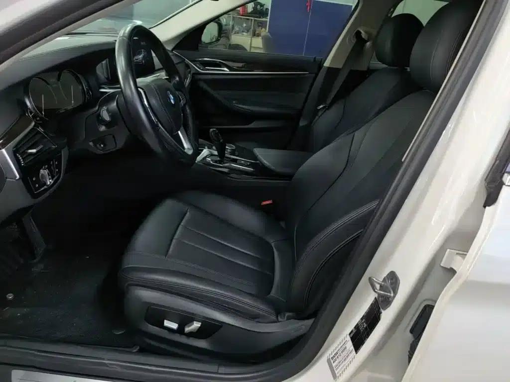 2018 BMW 5 Series 525Li Luxury Package — миниатюра 15