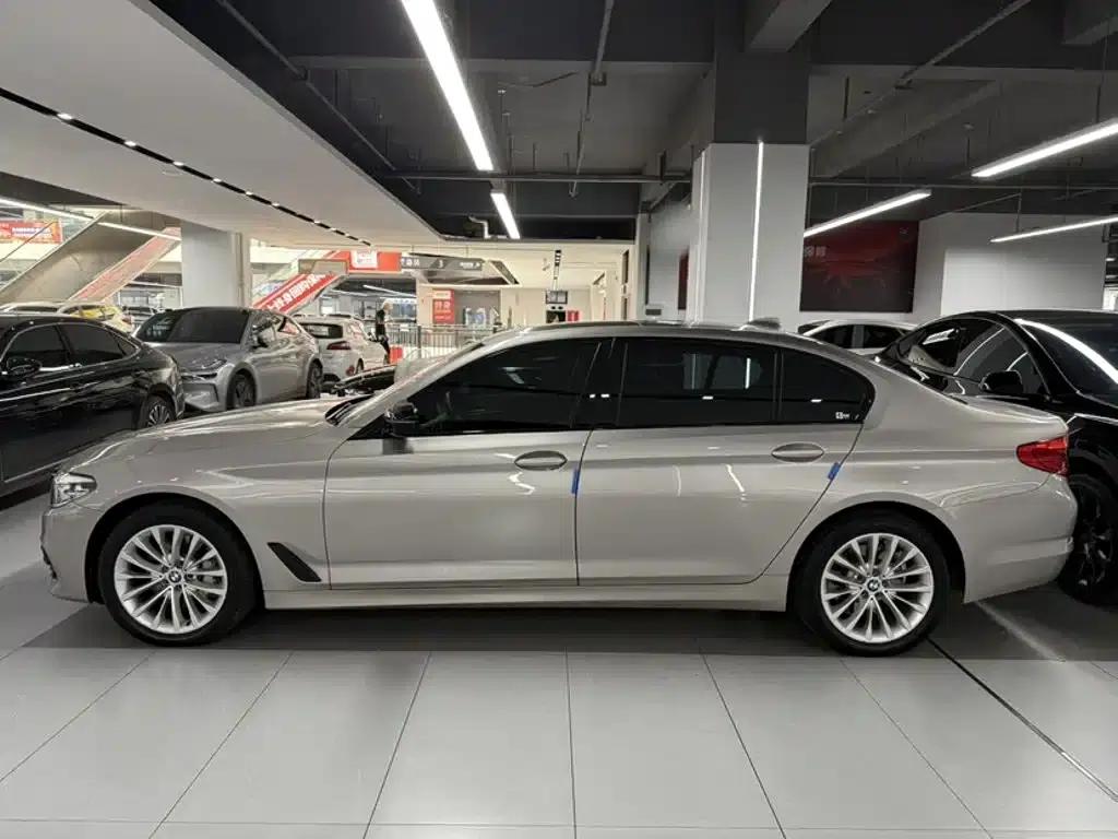 BMW 5 Series 2019 530Li Leading Luxury Package — миниатюра 4