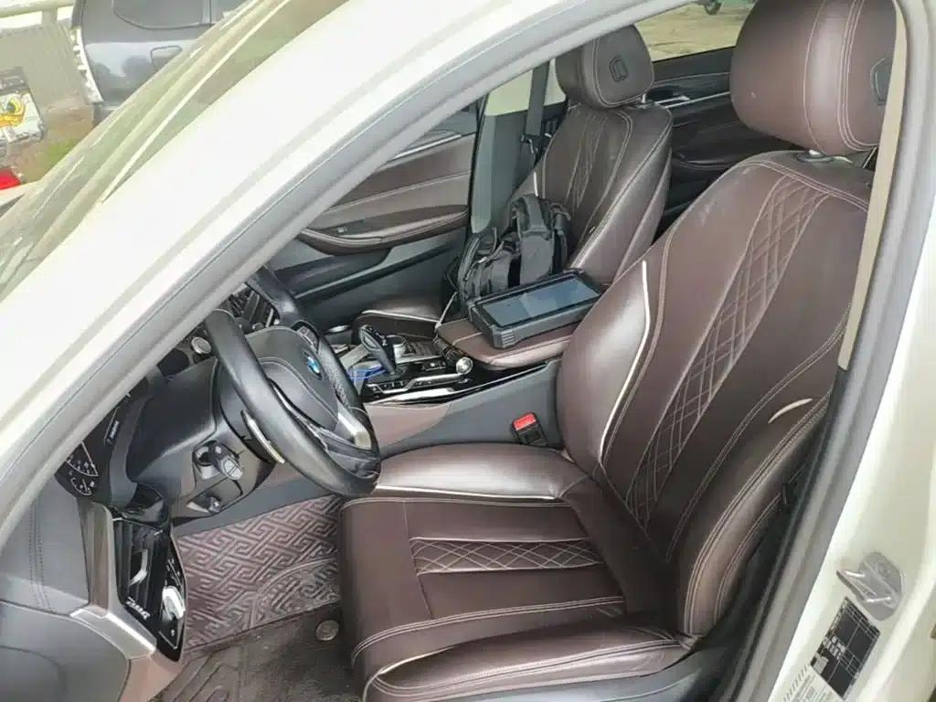 BMW 5 Series 2019 Facelift 530Li Luxury Package — миниатюра 15