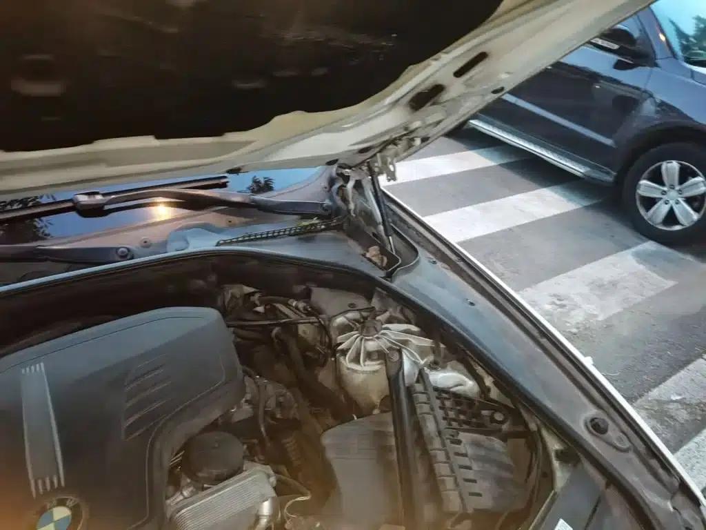2014 BMW 5 Series 520Li Elegant Edition — миниатюра 22