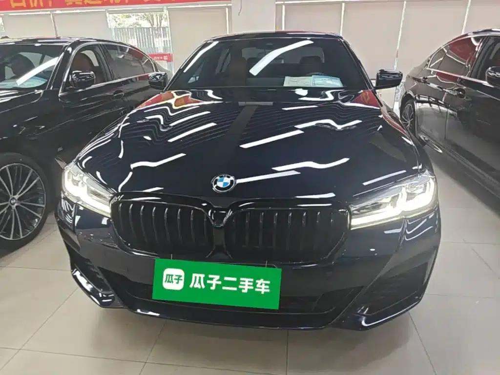 2021 BMW 5 Series 530Li Leading Edition M Sport Package — миниатюра 3