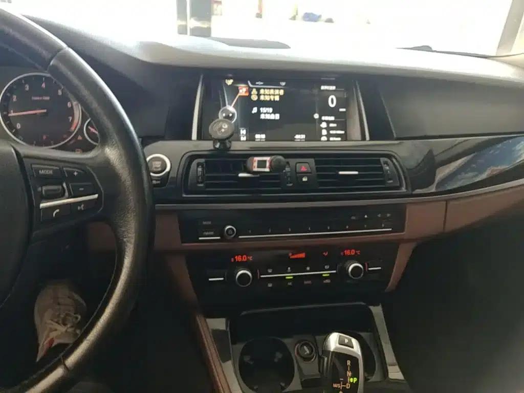 2014 BMW 5 Series 520Li Elegant Edition — миниатюра 13