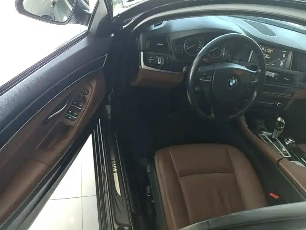 2014 BMW 5 Series 520Li Elegant Edition — миниатюра 16