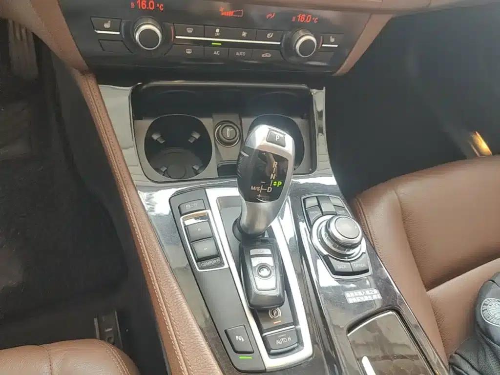 2014 BMW 5 Series 525Li Leading Edition — миниатюра 14