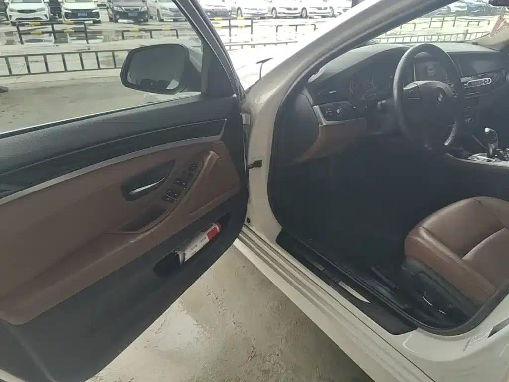 2014 BMW 5 Series 525Li Leading Edition — миниатюра 16