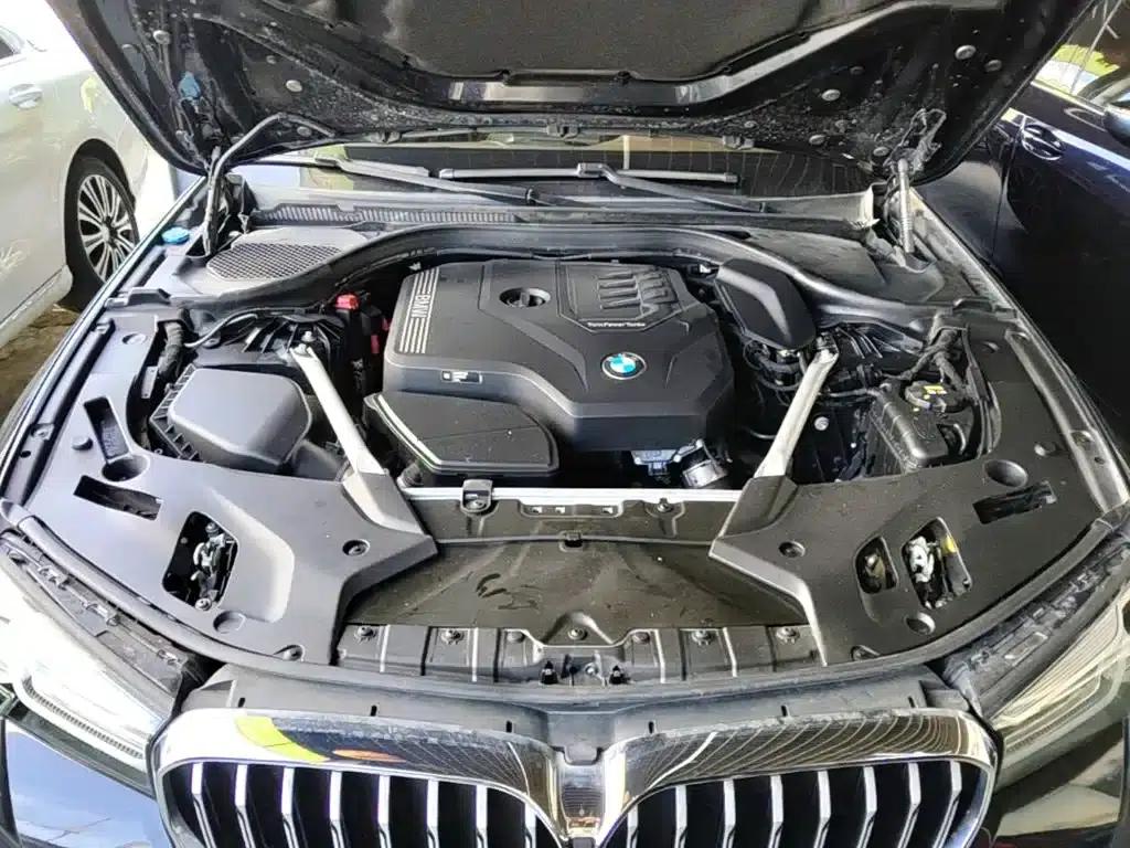 2021 BMW 5 Series 525Li M Sport Package — миниатюра 20