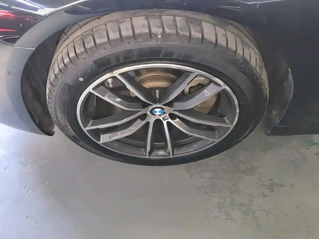 2021 BMW 5 Series 525Li M Sport Package — миниатюра 23