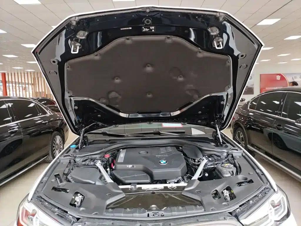 2021 BMW 5 Series 525Li M Sport Package — миниатюра 16