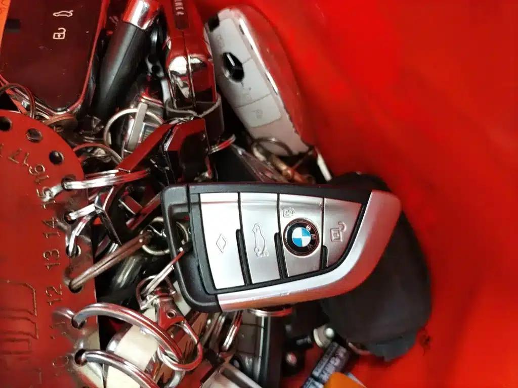 2021 BMW 5 Series 525Li M Sport Package — миниатюра 17