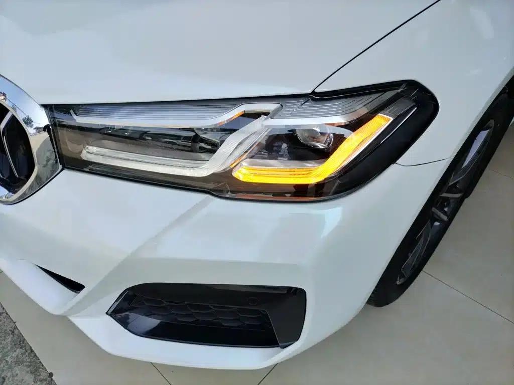 2021 BMW 5 Series 525Li M Sport Package — миниатюра 18