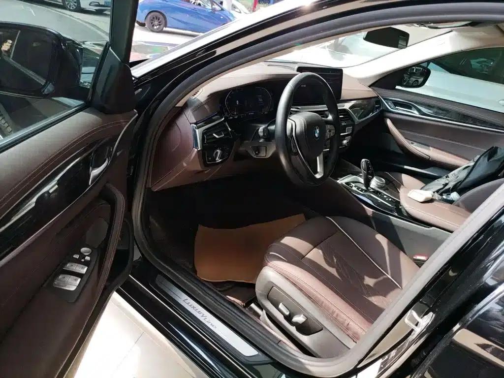 2021 BMW 5 Series 525Li Luxury Package — миниатюра 12