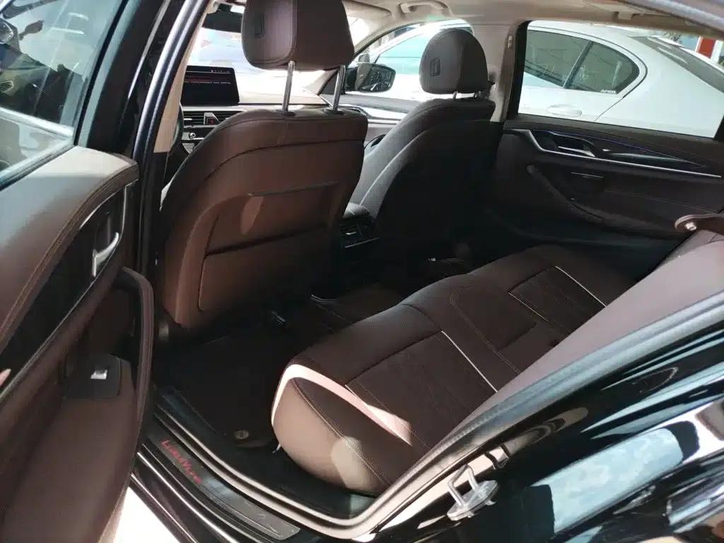 2021 BMW 5 Series 525Li Luxury Package — миниатюра 13