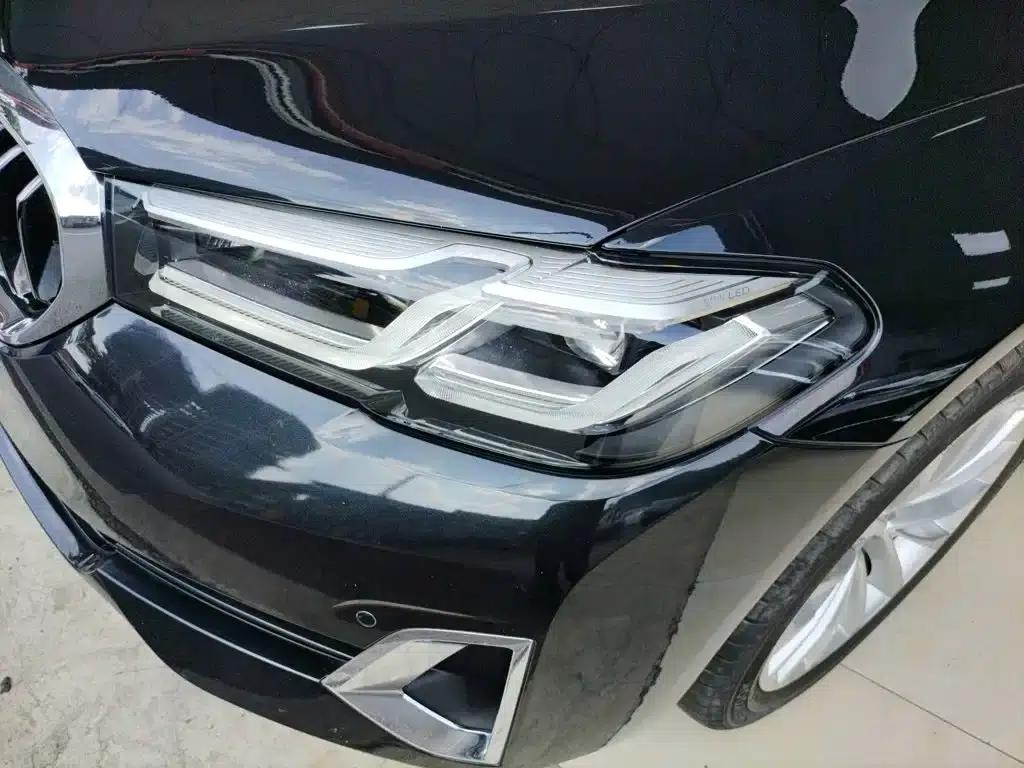 2021 BMW 5 Series 525Li Luxury Package — миниатюра 18