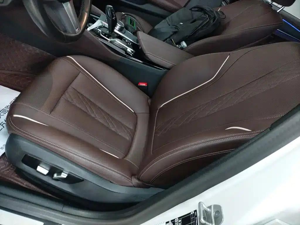 2023 BMW 5 Series 530Li Leading Edition M Sport Package — миниатюра 11