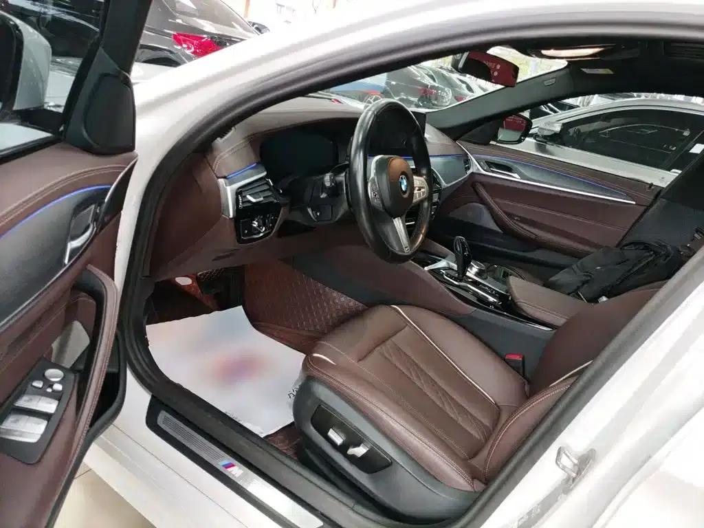 2023 BMW 5 Series 530Li Leading Edition M Sport Package — миниатюра 12