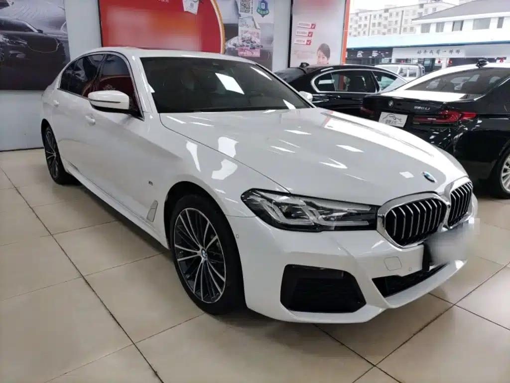 2023 BMW 5 Series 530Li Leading Edition M Sport Package — миниатюра 22