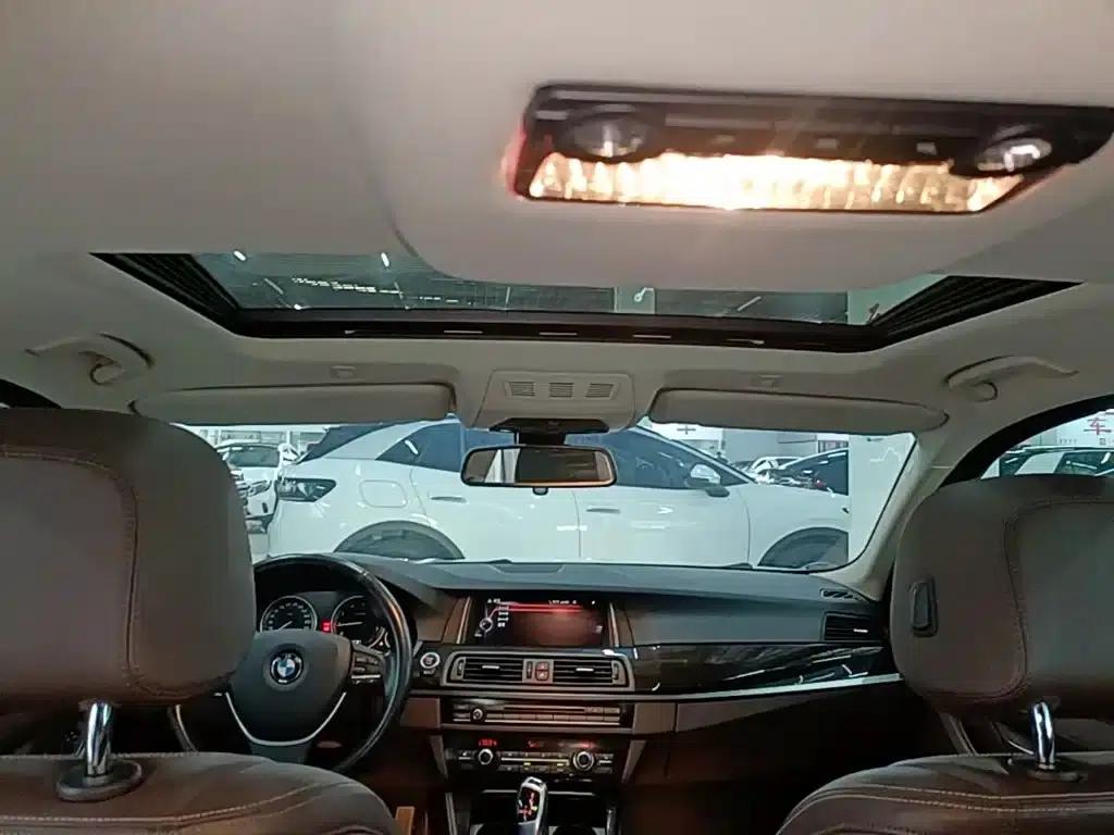 2017 BMW 5 Series 525Li Luxury Design Package — миниатюра 18