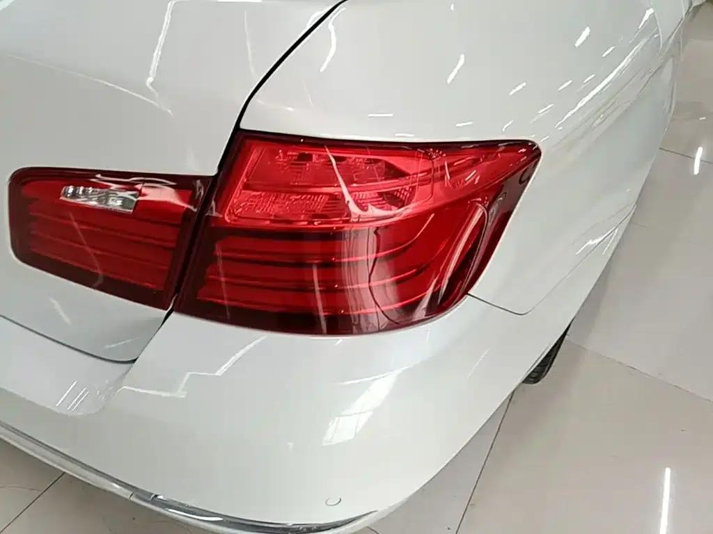 2017 BMW 5 Series 525Li Luxury Design Package — миниатюра 8