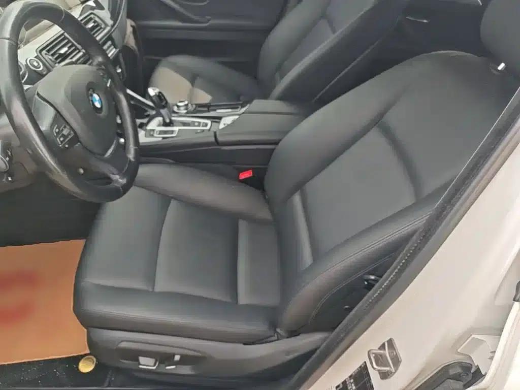 BMW 5 Series 2017 520Li Elegant Edition — миниатюра 15