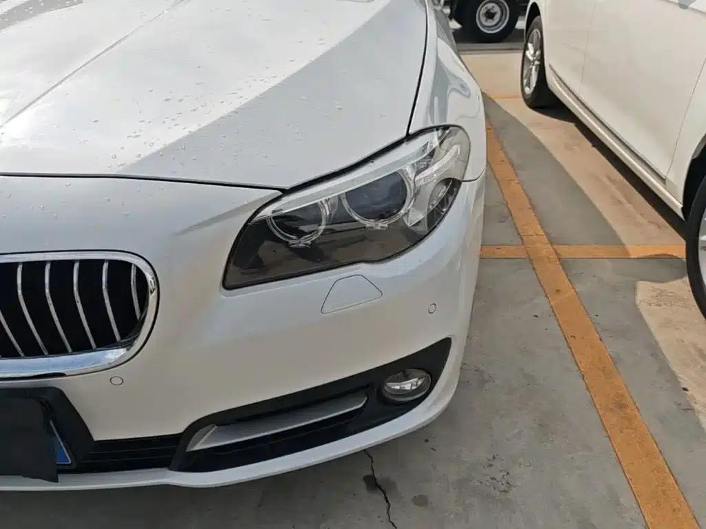 BMW 5 Series 2017 520Li Elegant Edition — миниатюра 24