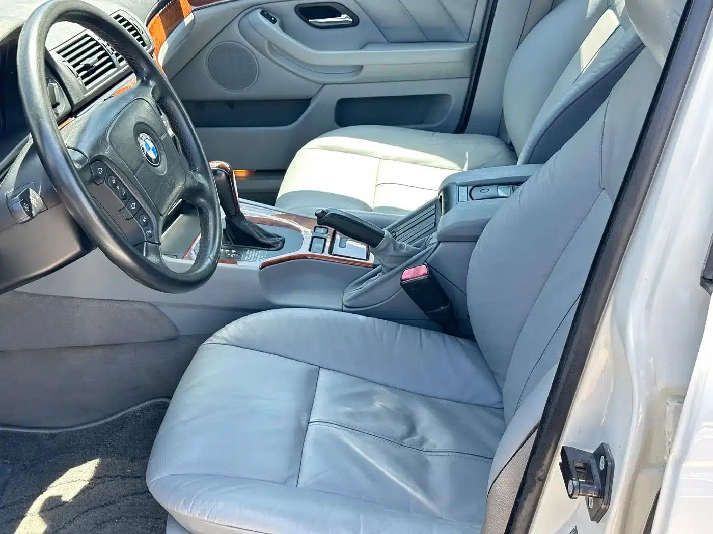BMW 5 Series (Imported) 2003 520i — миниатюра 12
