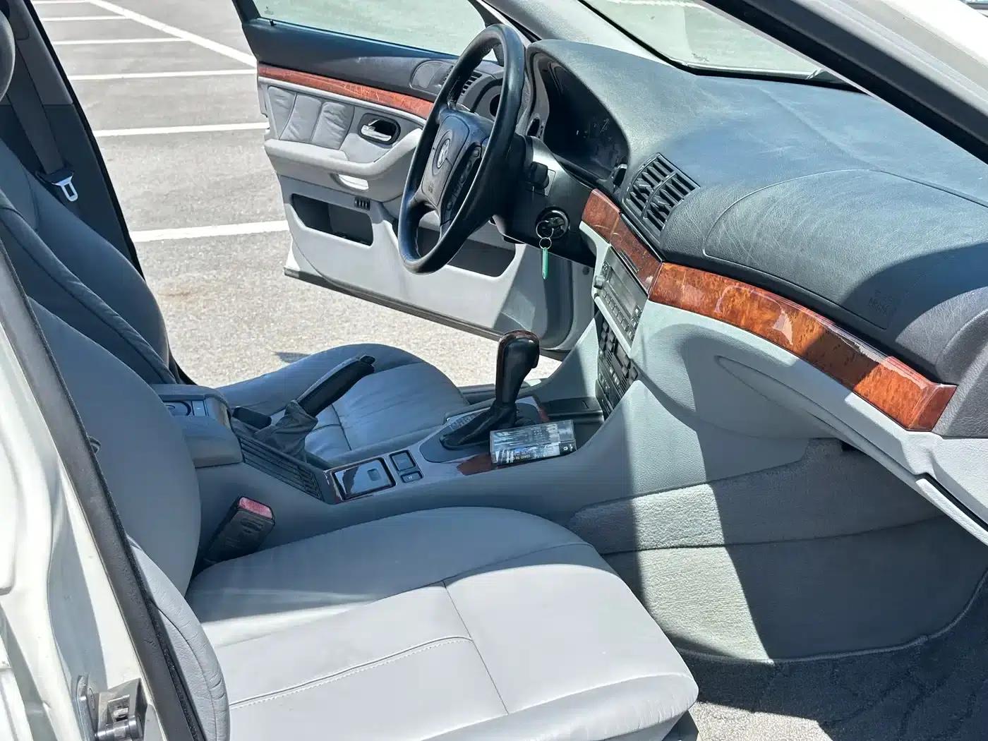 BMW 5 Series (Imported) 2003 520i — миниатюра 17