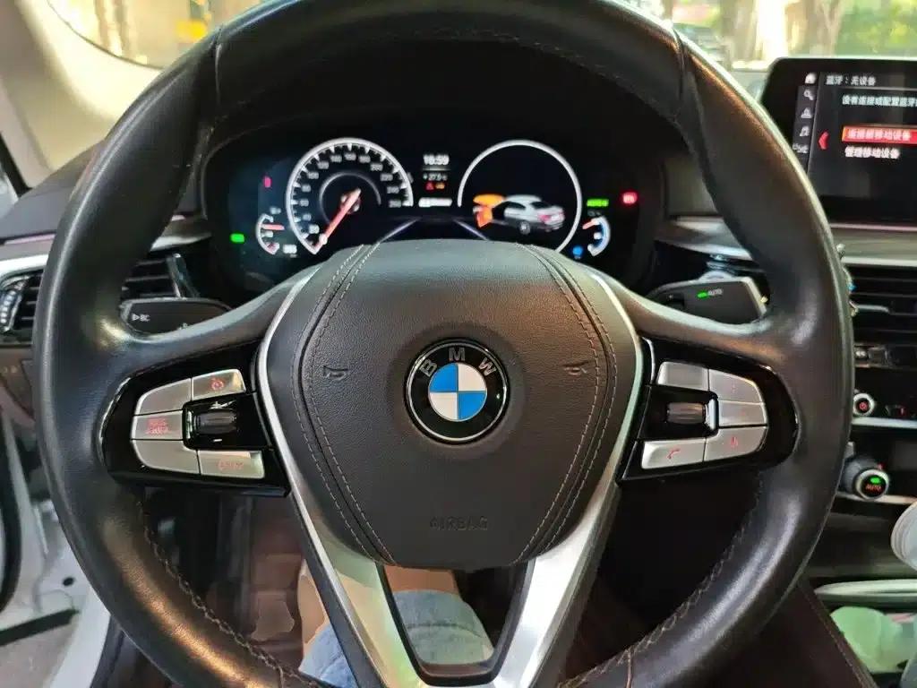 BMW 5 Series PHEV 2019 Facelift 530Le Luxury Package — миниатюра 11