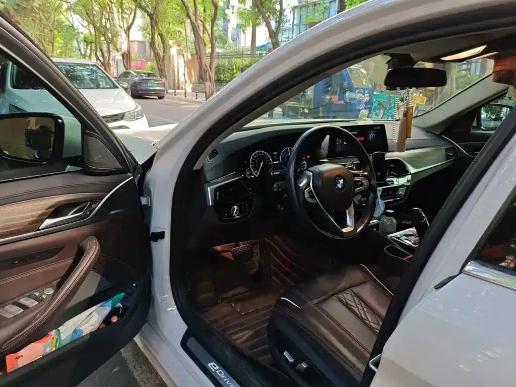 BMW 5 Series PHEV 2019 Facelift 530Le Luxury Package — миниатюра 17