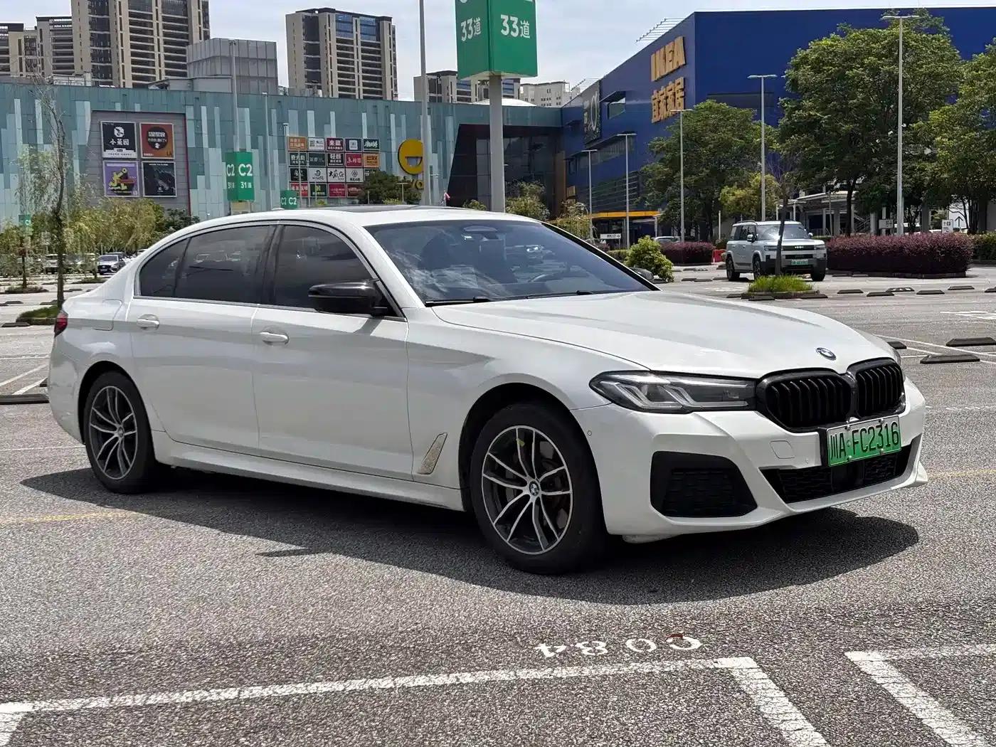 BMW 5 Series PHEV 2021 535Le Pioneer Edition M Sport Package — миниатюра 3
