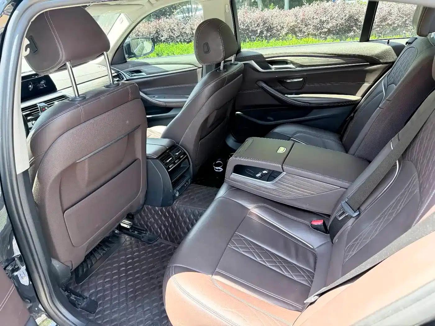 BMW 5 Series PHEV 2020 Mileage Upgrade Edition 530Le Luxury Package — миниатюра 5