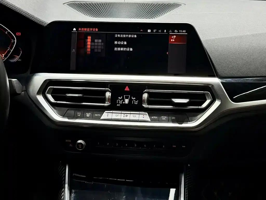 2022 BMW 3 Series 320Li M Sport Package — миниатюра 12