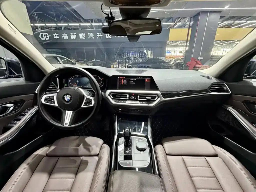 2022 BMW 3 Series 320Li M Sport Package — миниатюра 8