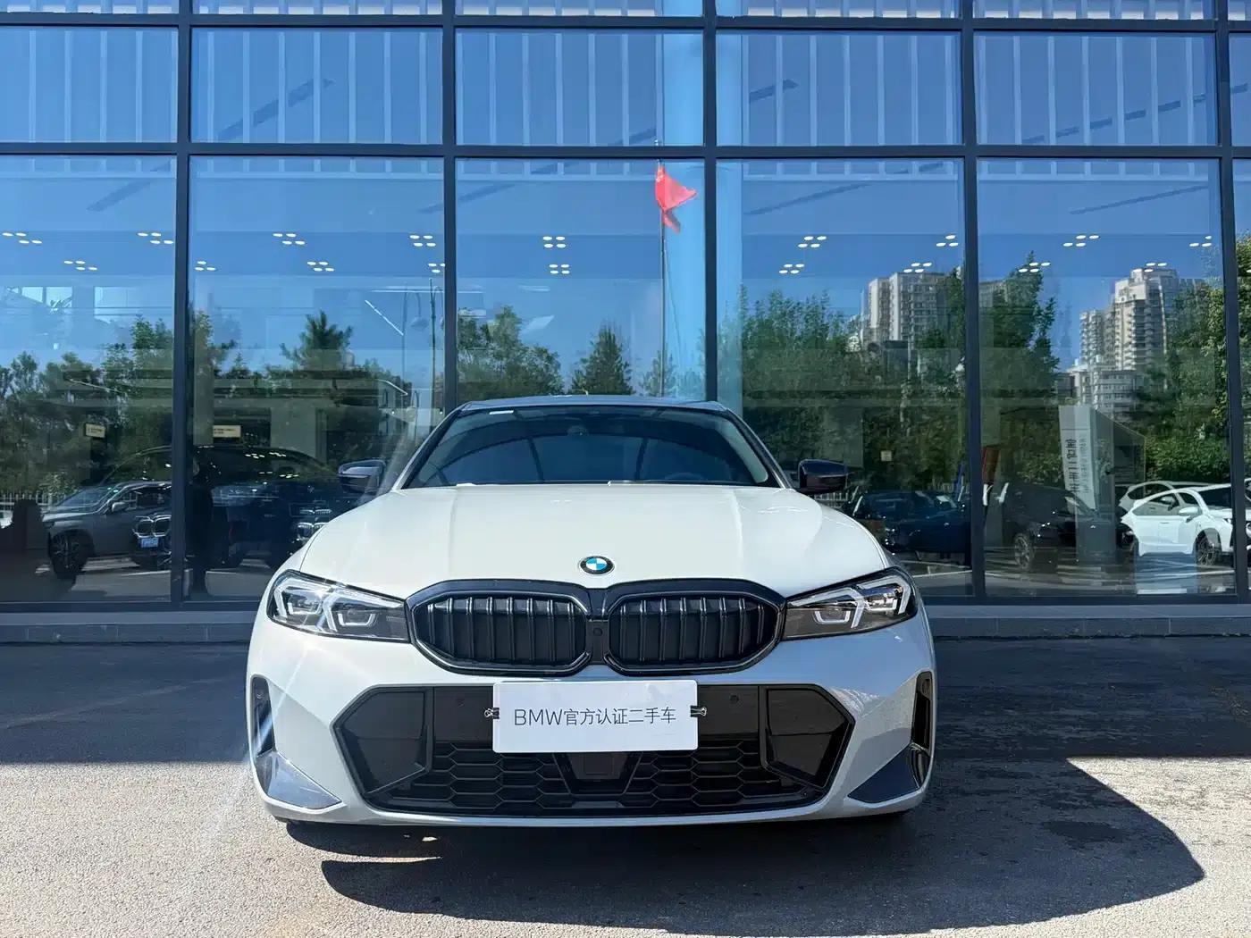 2025 BMW 3 Series 330i M Sport Shadow Edition — миниатюра 2