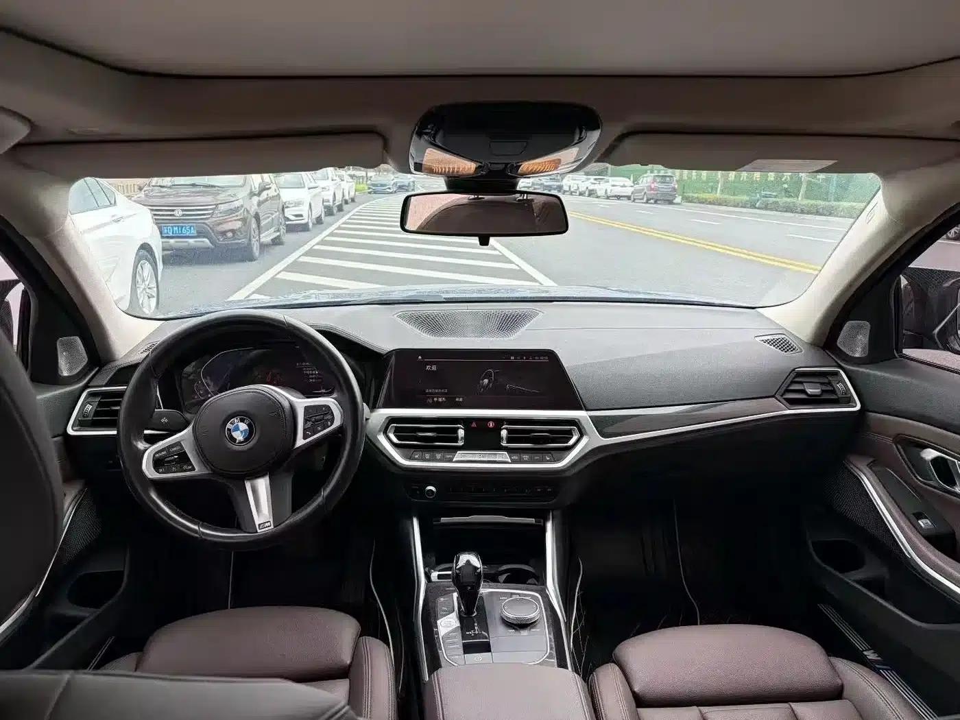 2020 BMW 3 Series 325Li M Sport Package — миниатюра 5