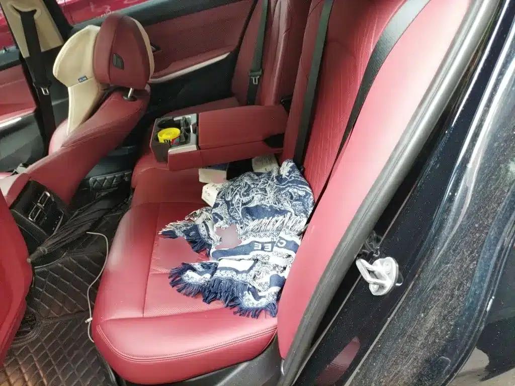 2023 BMW 3 Series 325Li M Sport Package — миниатюра 13