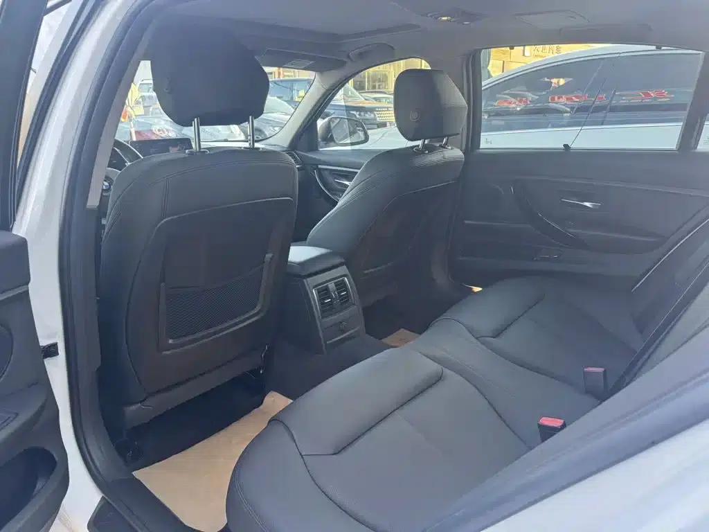BMW 3 Series 2019 320Li Fashion Edition — миниатюра 6