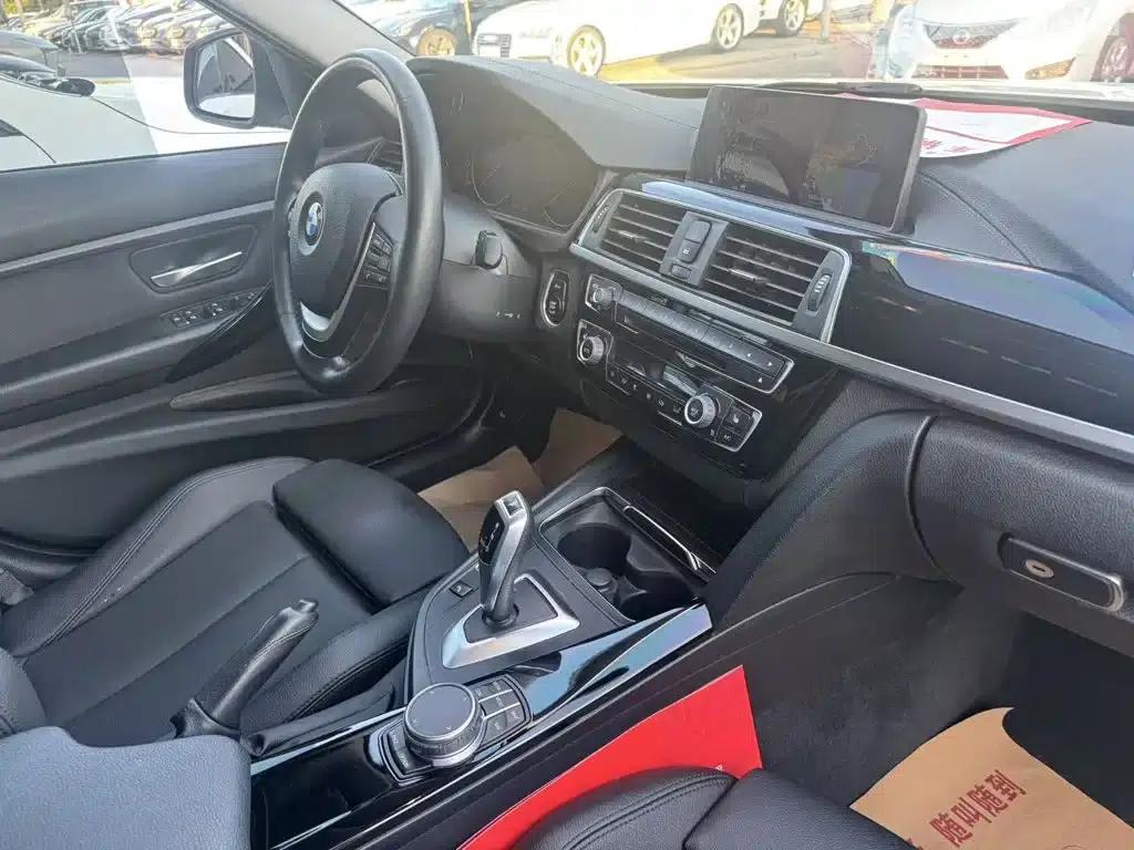 BMW 3 Series 2019 320Li Fashion Edition — миниатюра 7
