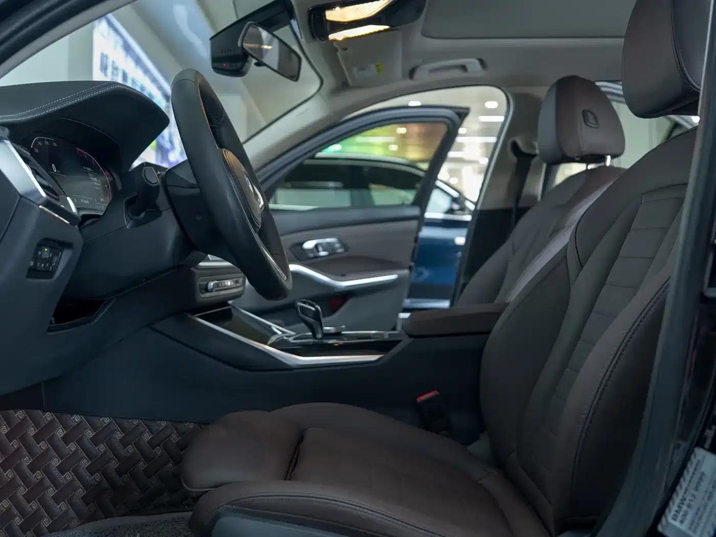 2021 BMW 3 Series Facelift 320Li M Sport Package — миниатюра 10