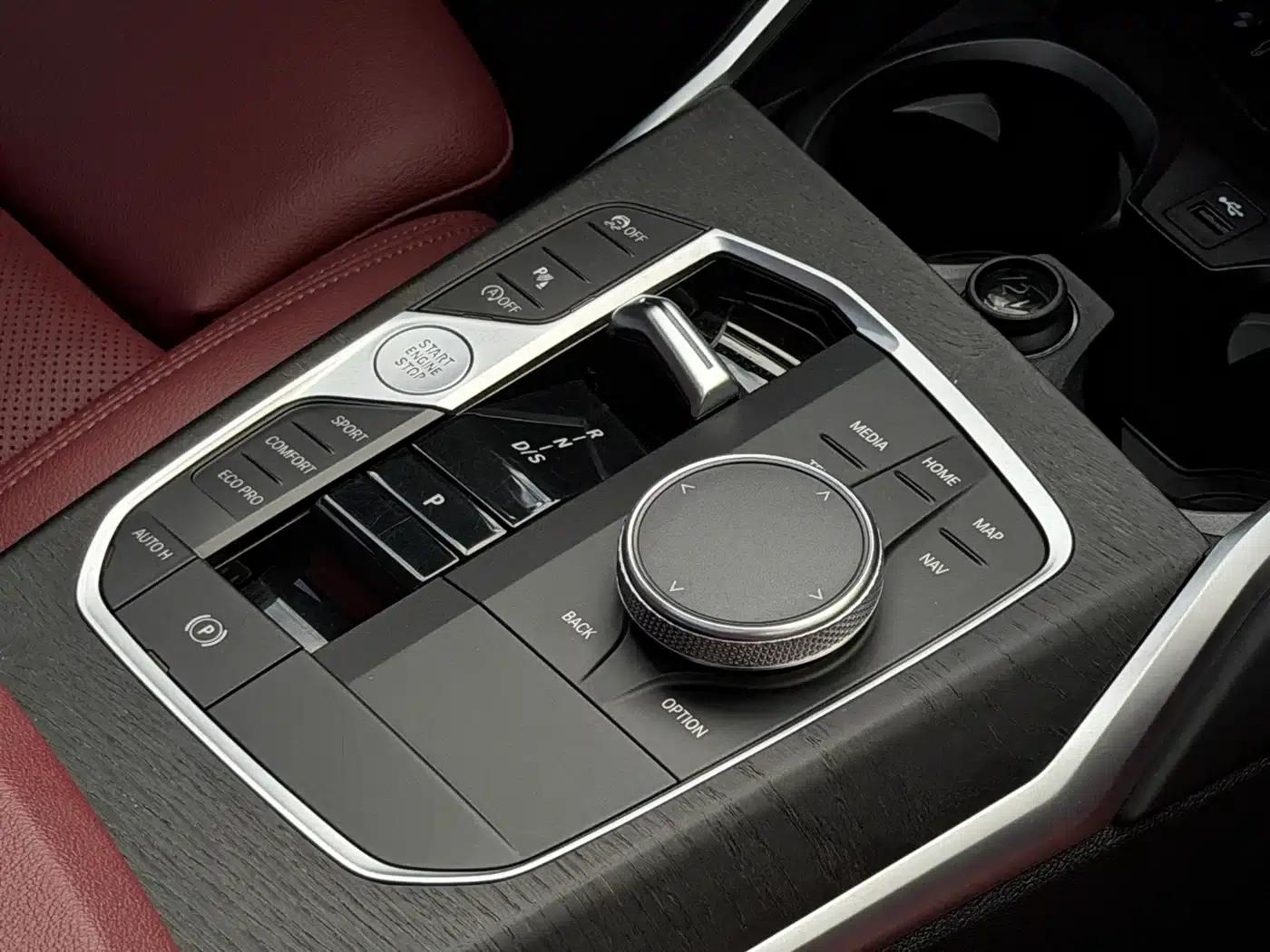 2023 BMW 3 Series 325i M Sport Package — миниатюра 12