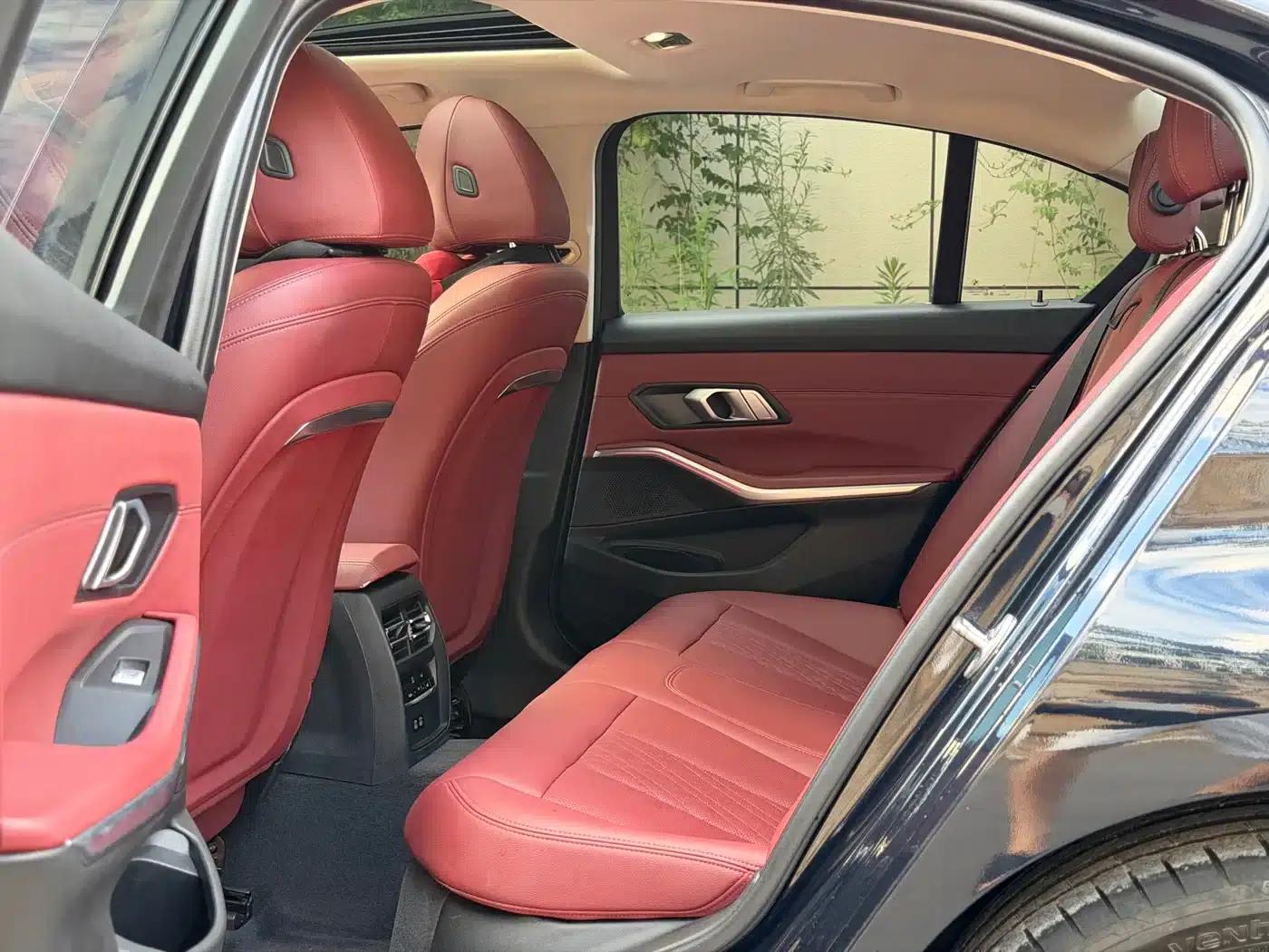 2023 BMW 3 Series 325i M Sport Package — миниатюра 10