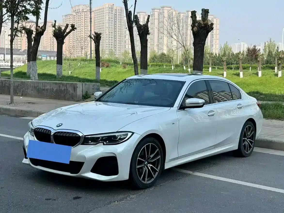 2020 BMW 3 Series 325Li M Sport Package — миниатюра 1