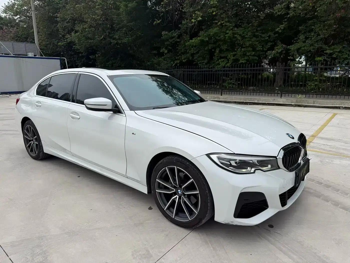 2021 BMW 3 Series 320Li M Sport Package — миниатюра 3