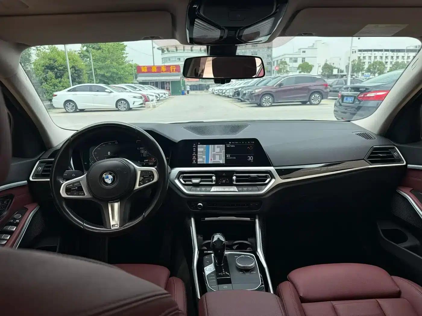 2021 BMW 3 Series 320Li M Sport Package — миниатюра 5