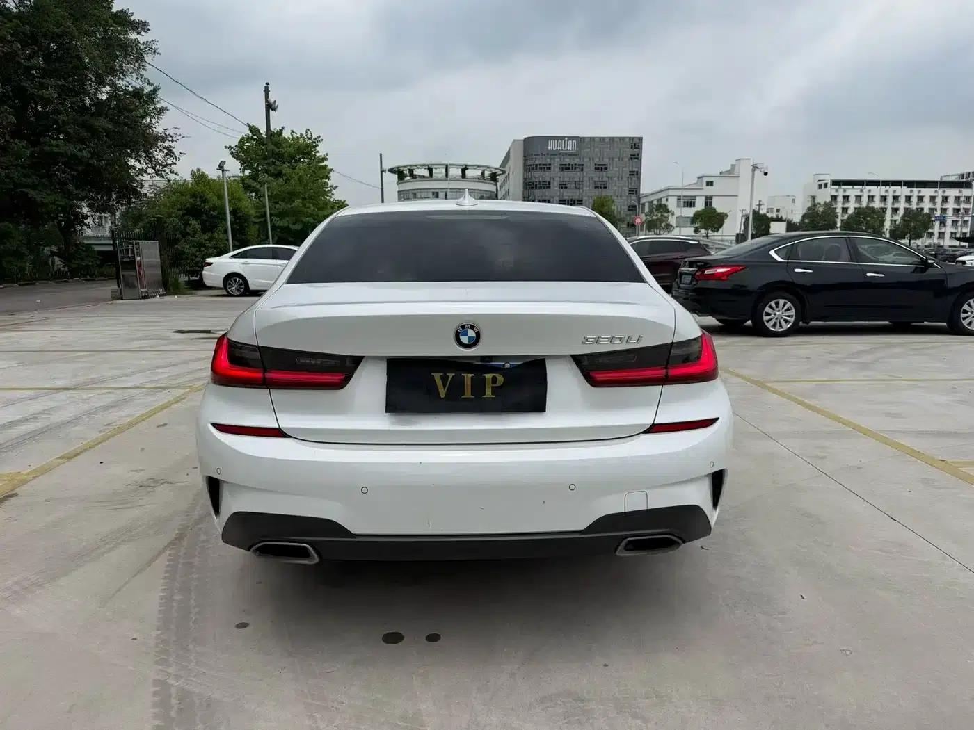 2021 BMW 3 Series 320Li M Sport Package — миниатюра 8