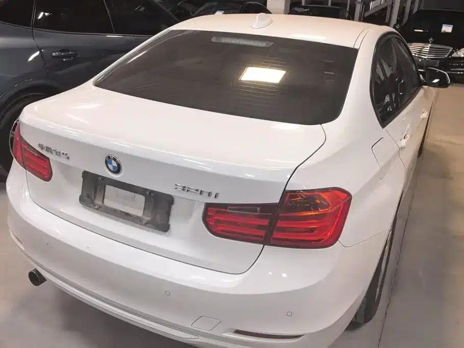 2014 BMW 3 Series 320i Fashion Edition — миниатюра 3